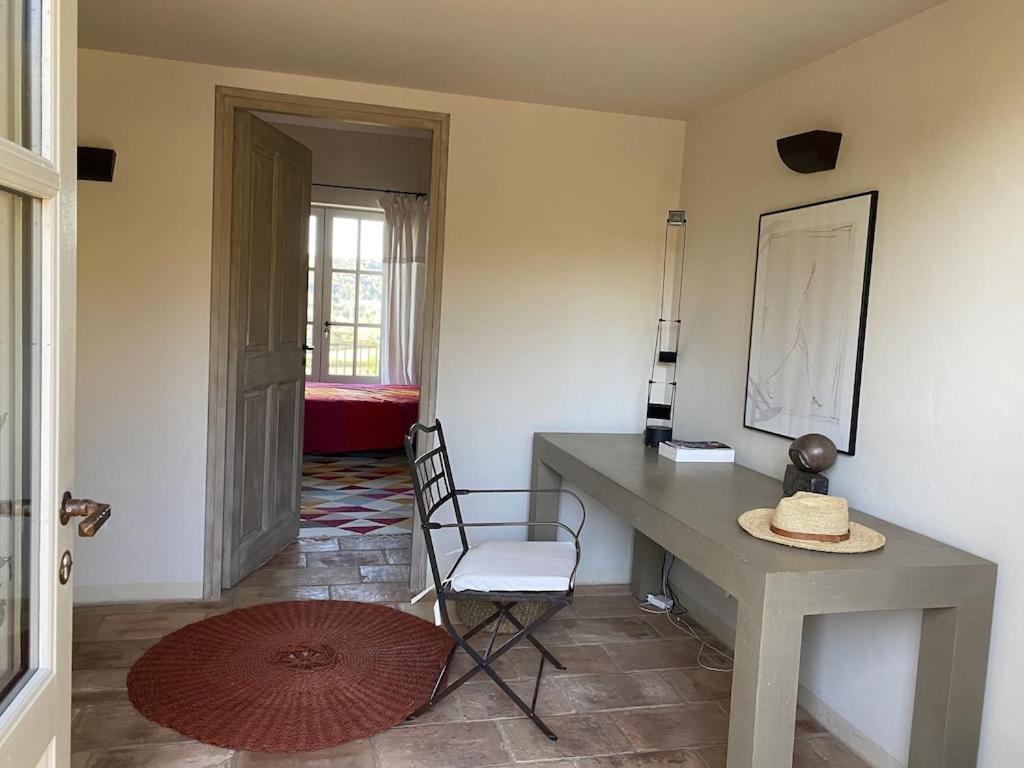 In Gordes, Facing The Entire Luberon Park A Beautiful 5 Bedrooms House Buitenkant foto