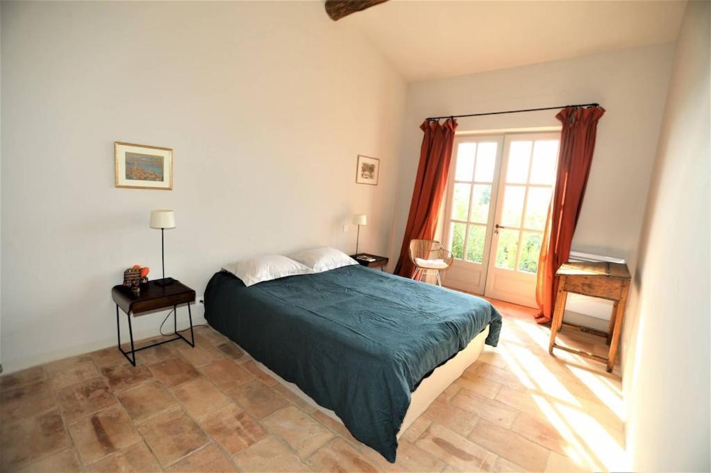 In Gordes, Facing The Entire Luberon Park A Beautiful 5 Bedrooms House Buitenkant foto