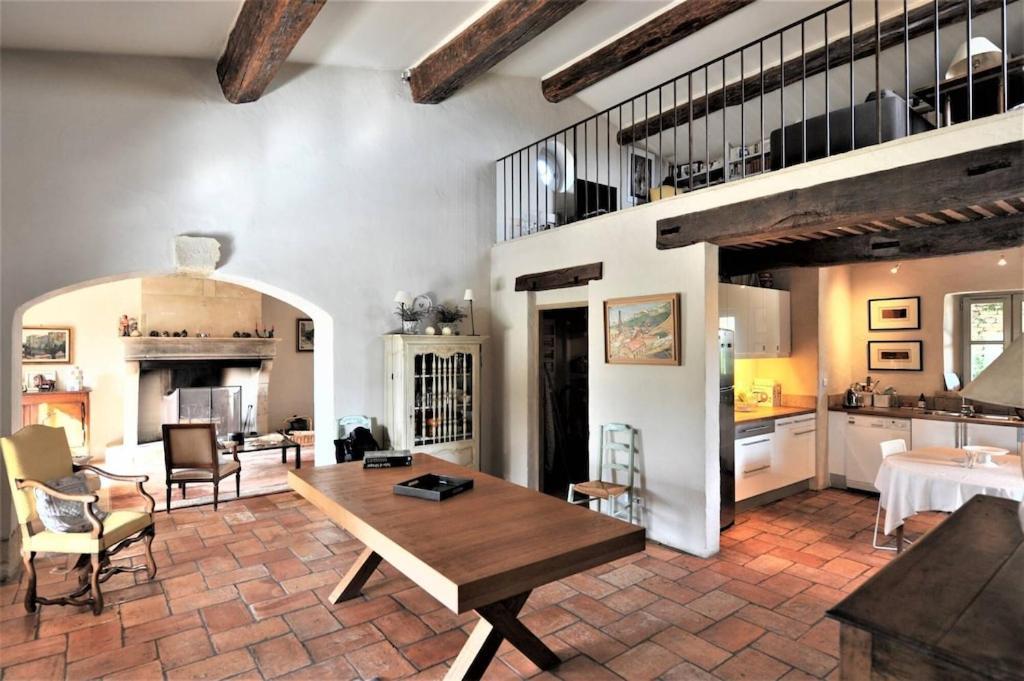 In Gordes, Facing The Entire Luberon Park A Beautiful 5 Bedrooms House Buitenkant foto